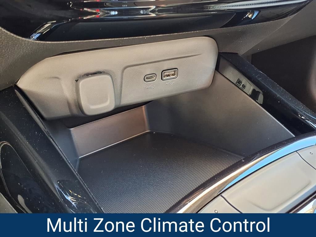 New 2026 Chevrolet Trax LT w/ Driver Confidence Package image 10