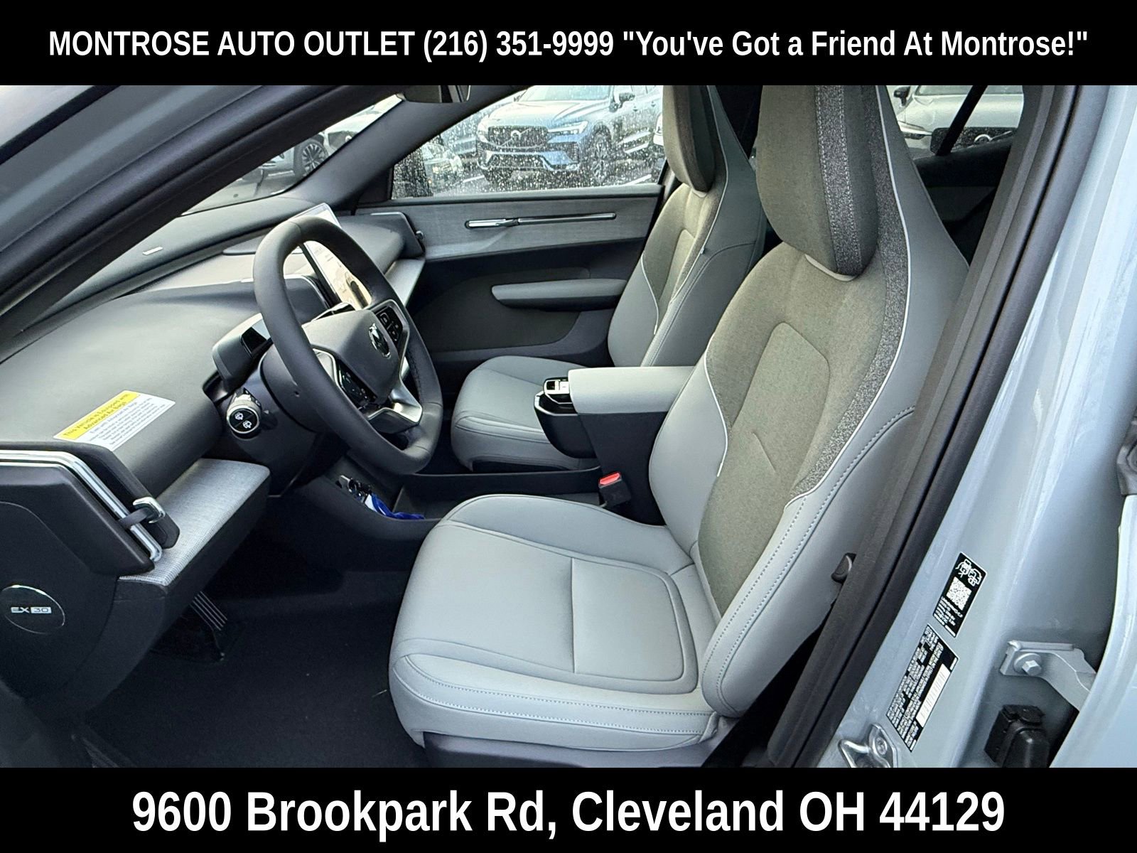 New 2026 Volvo EX30 Cross Country Ultra image 12