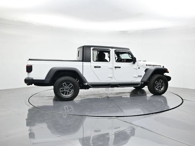 Used 2024 Jeep Gladiator Mojave w/ Technology Group AWD/4WD video 2