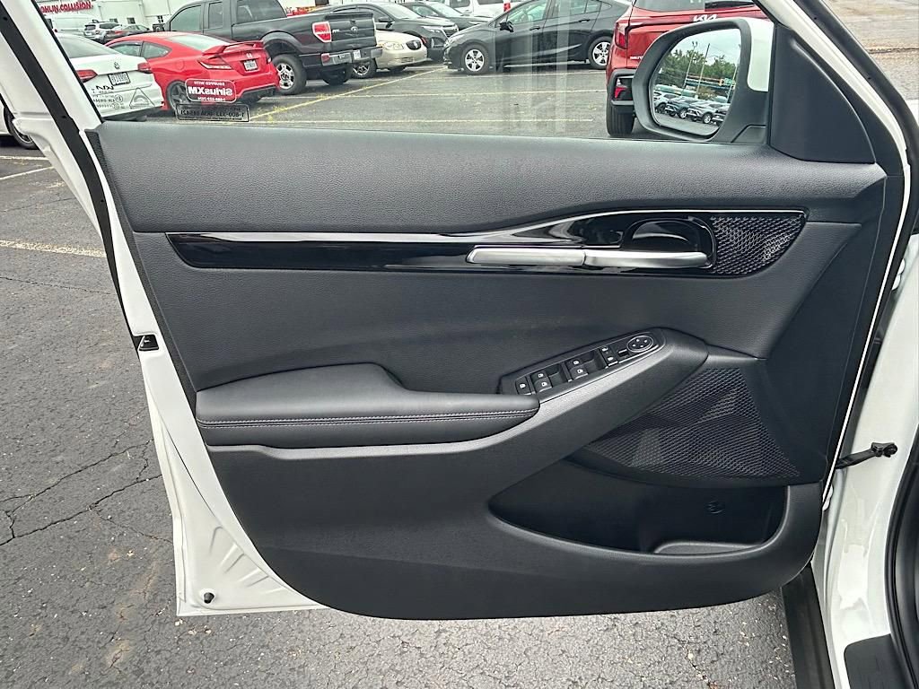 New 2026 Kia Seltos S image 14