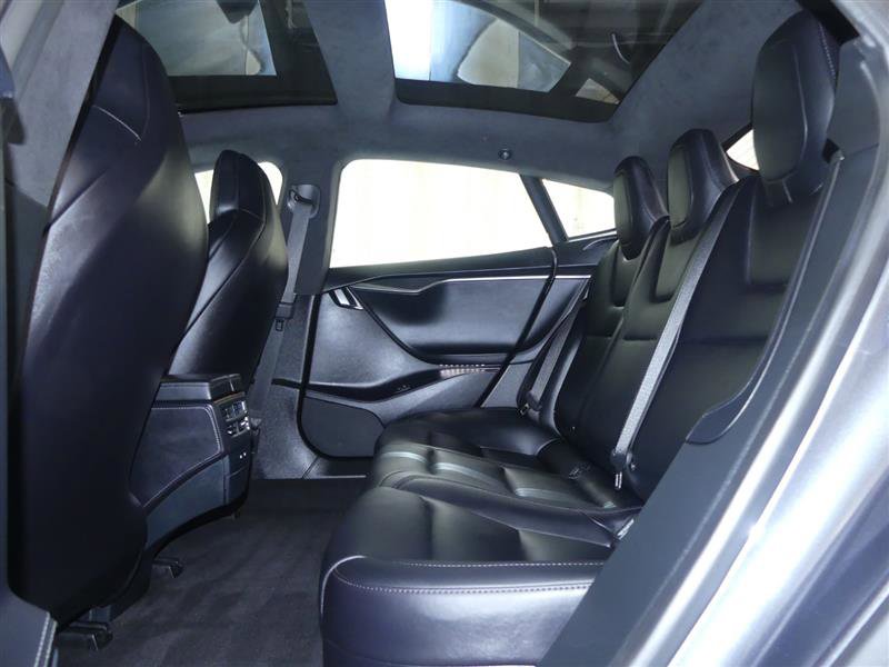 Used 2018 Tesla Model S 100D image 22