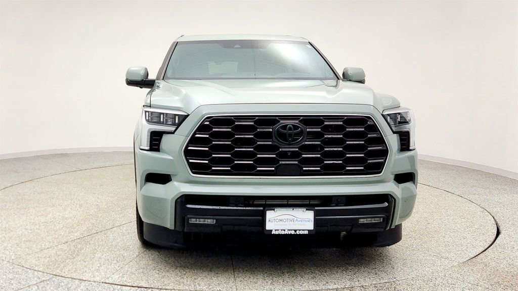 Used 2024 Toyota Sequoia Platinum image 2