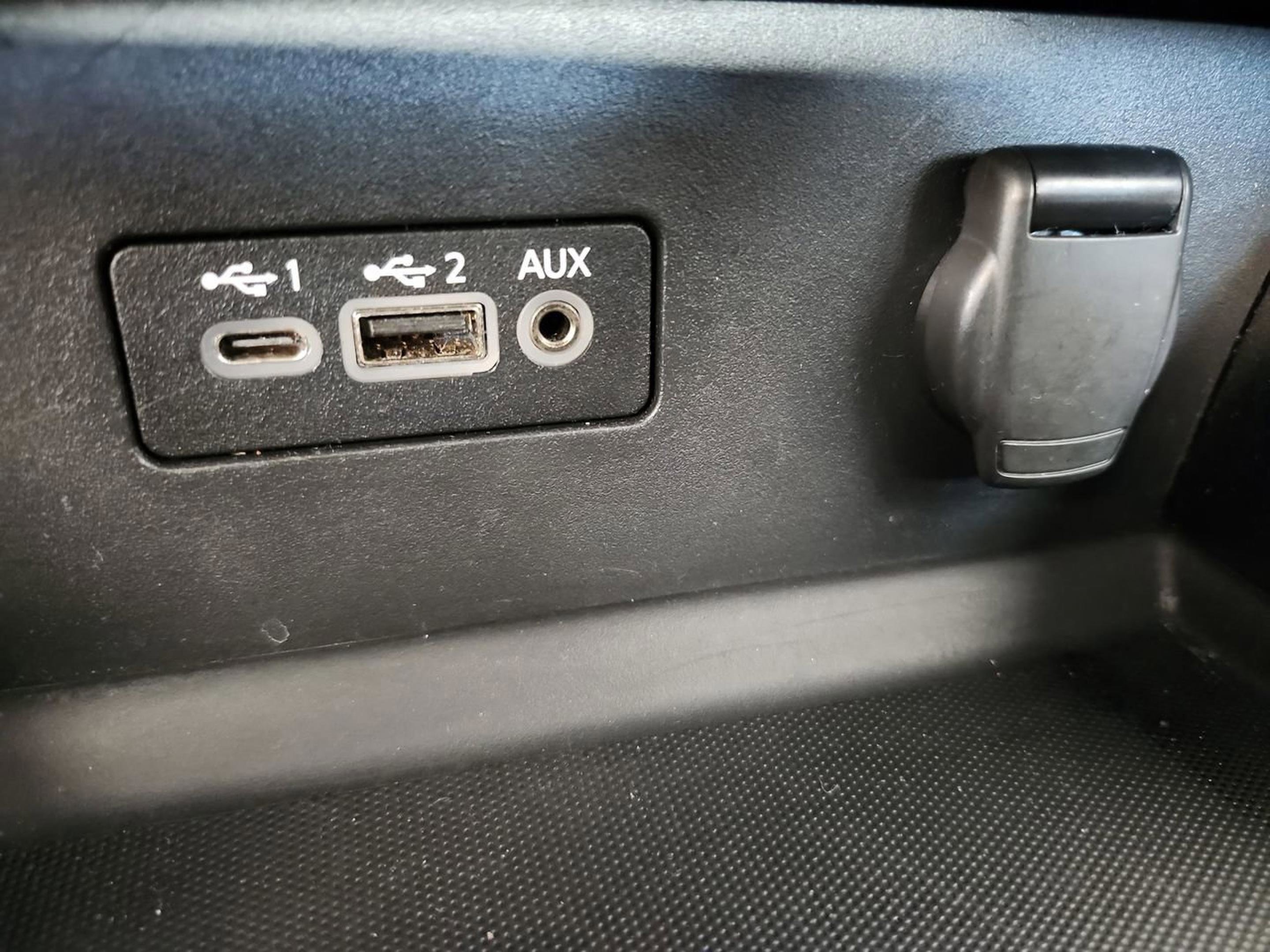 Used 2022 Nissan Altima 2.5 SV w/ SV Premium Package FWD image 26
