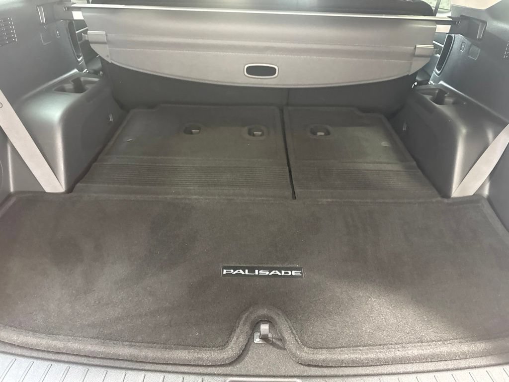 Used 2025 Hyundai Palisade SEL FWD image 9