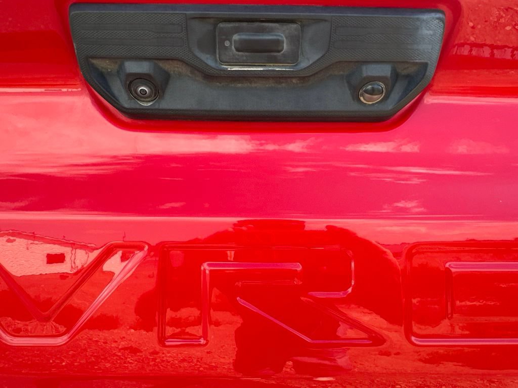 Used 2023 Chevrolet Silverado 1500 LT AWD/4WD image 11