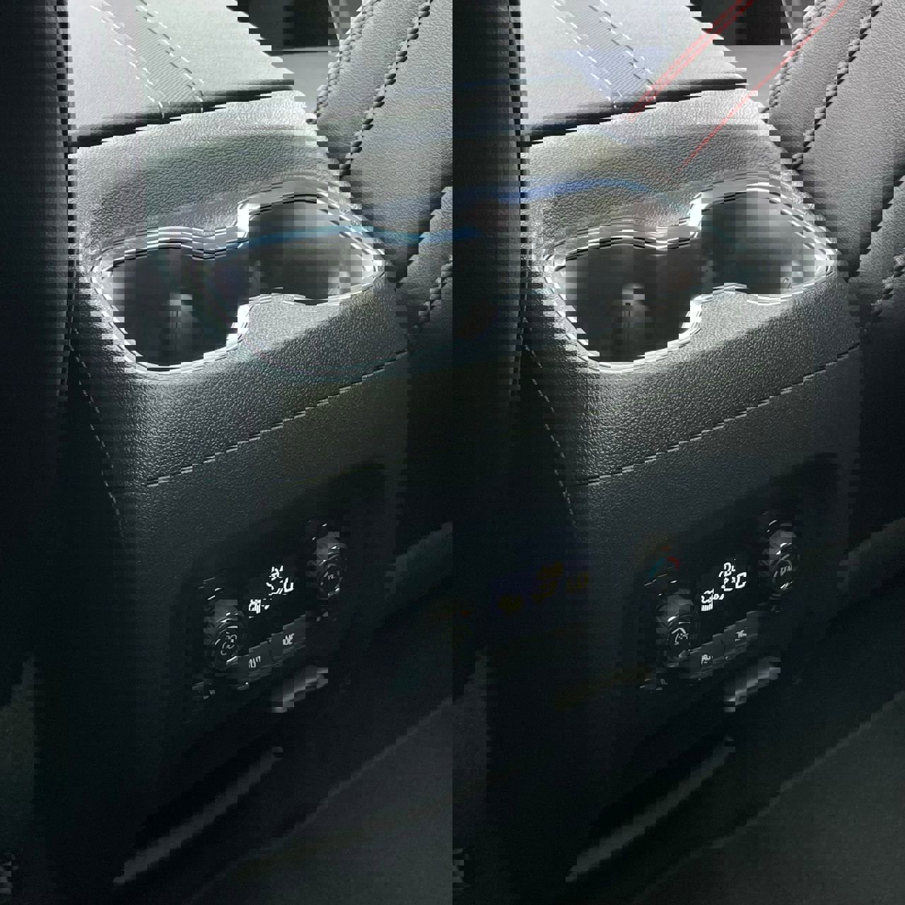 Used 2026 Chevrolet Traverse RS image 24