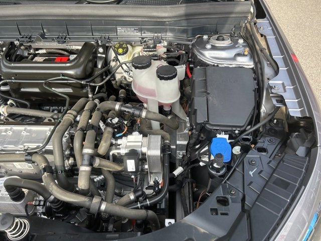 Used 2022 Mercedes-Benz EQB 350 4MATIC image 29