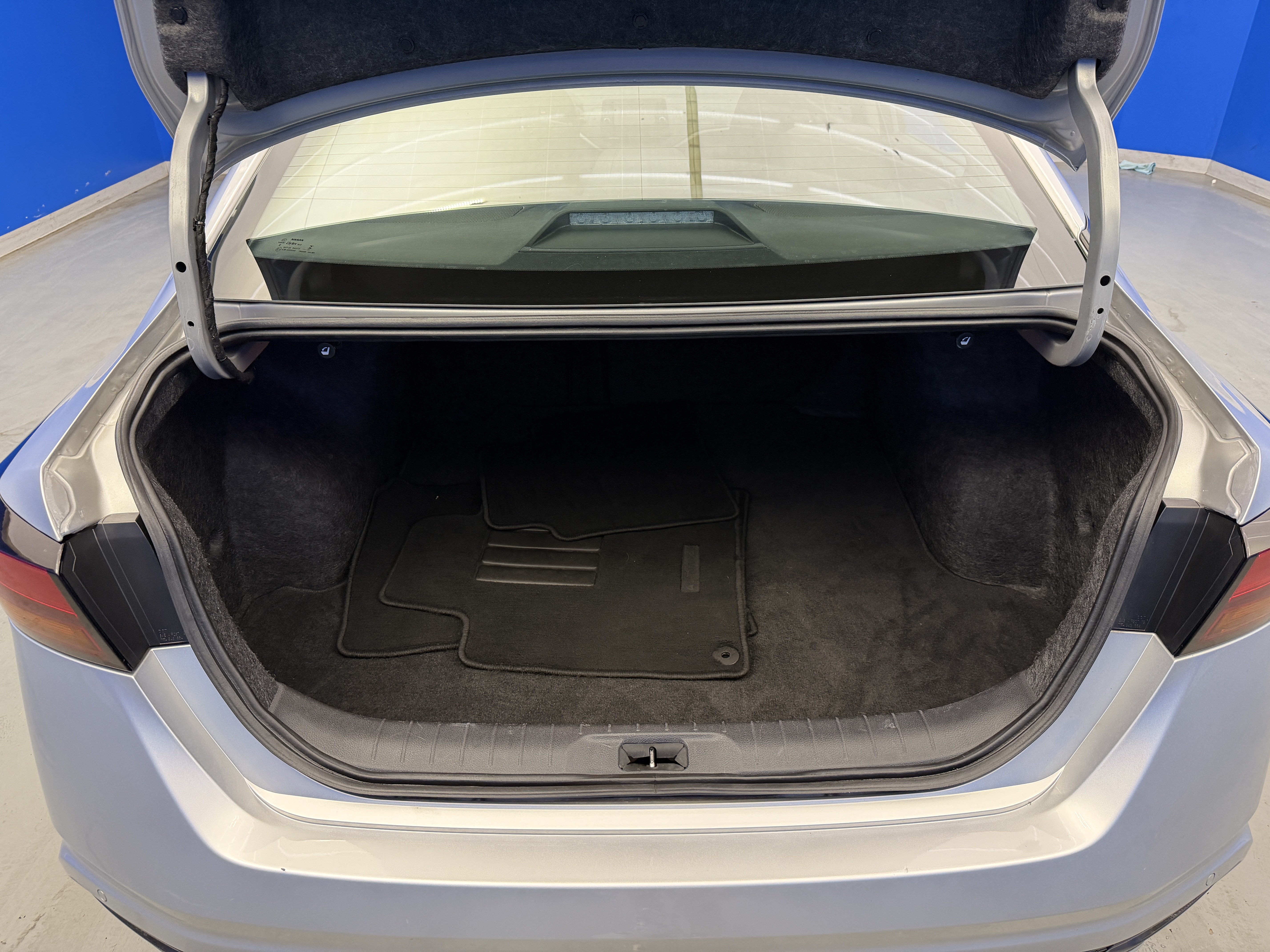 Used 2023 Nissan Altima 2.5 S FWD image 25