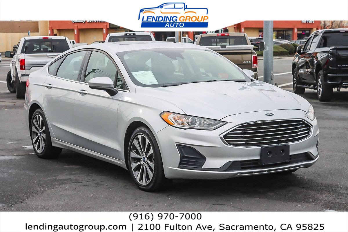 Used 2019 Ford Fusion SE image 5