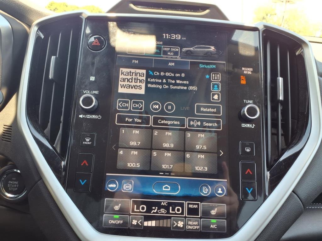 Used 2023 Subaru Ascent Limited image 11