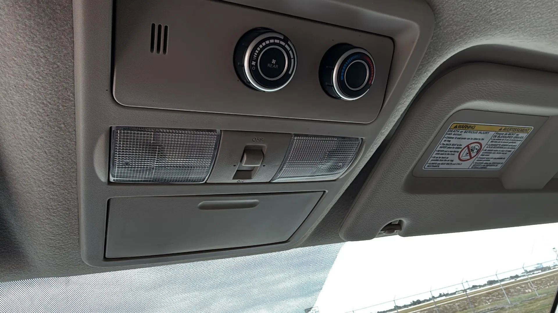 Used 2020 Nissan NV 3500 SV w/ Navigation Package image 13