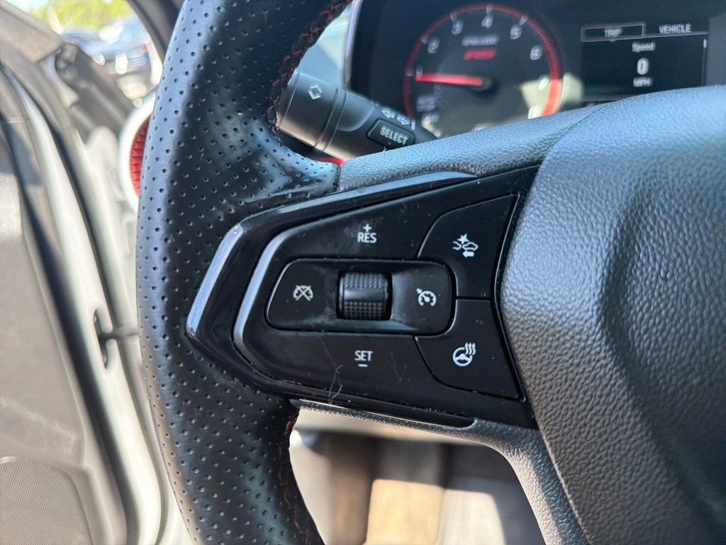 Used 2024 Chevrolet Trax RS w/ Driver Confidence Package FWD image 28