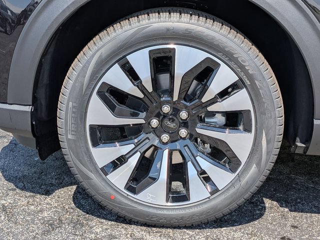 New 2026 Ford Explorer Platinum w/ LUX Leather Package AWD/4WD image 24