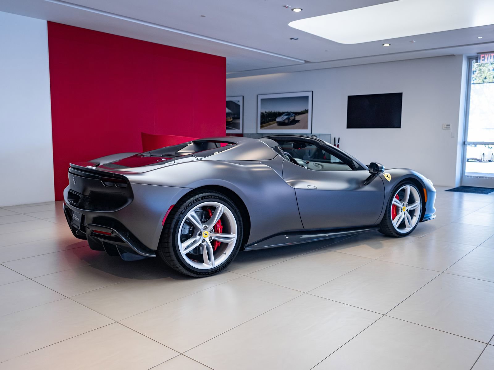 Used 2023 Ferrari 296 GTS image 6