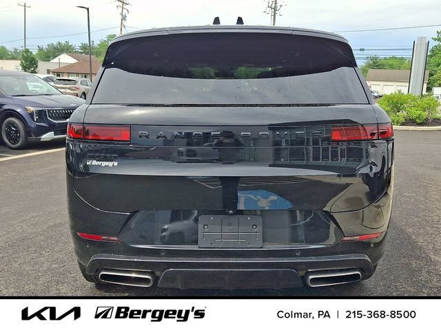 Used 2024 Land Rover Range Rover Sport Dynamic SE AWD/4WD image 5