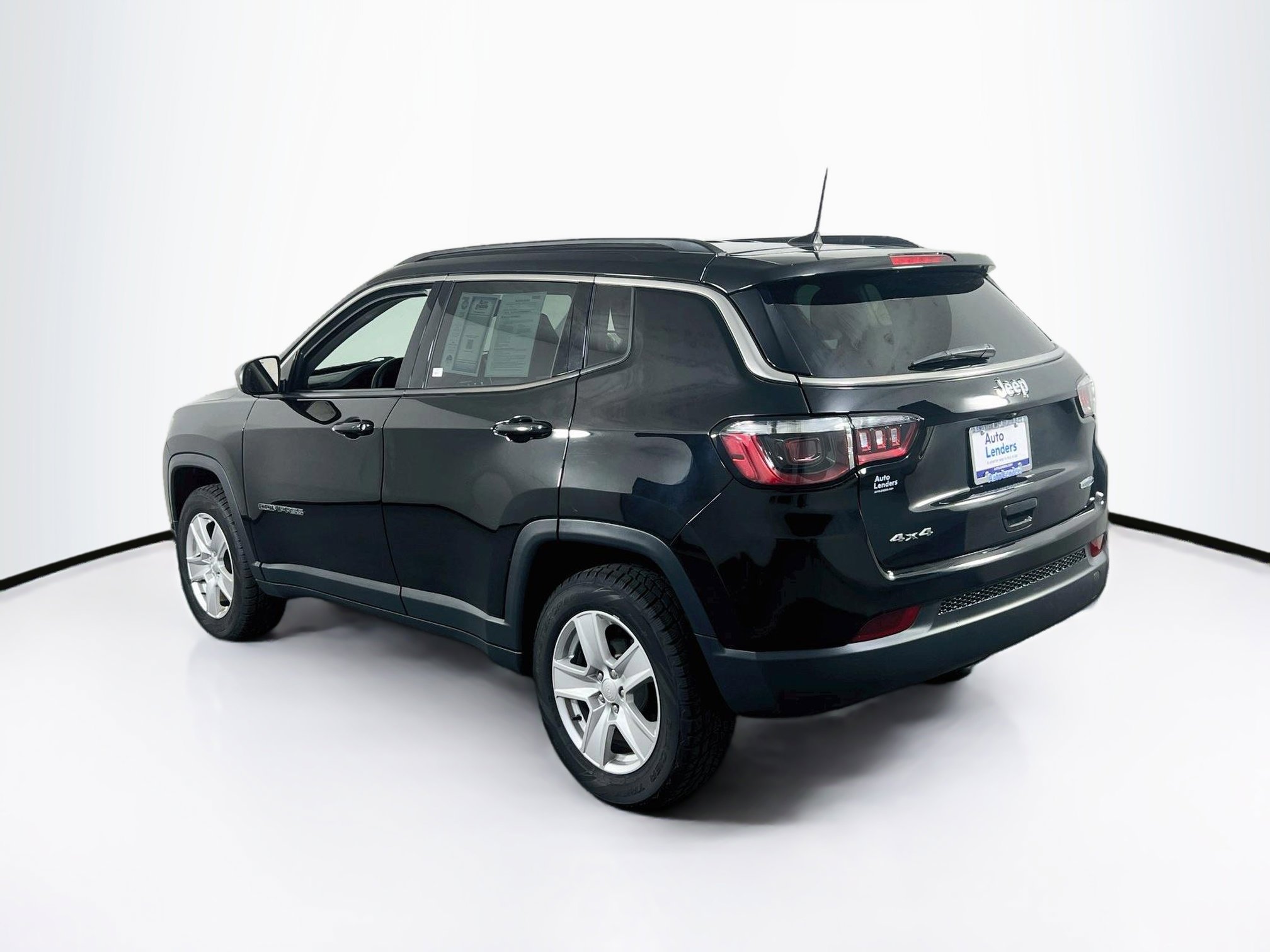 Used 2022 Jeep Compass Latitude w/ Convenience Group AWD/4WD image 7