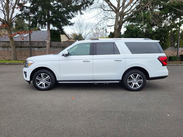 Used 2022 Ford Expedition Max Limited image 2