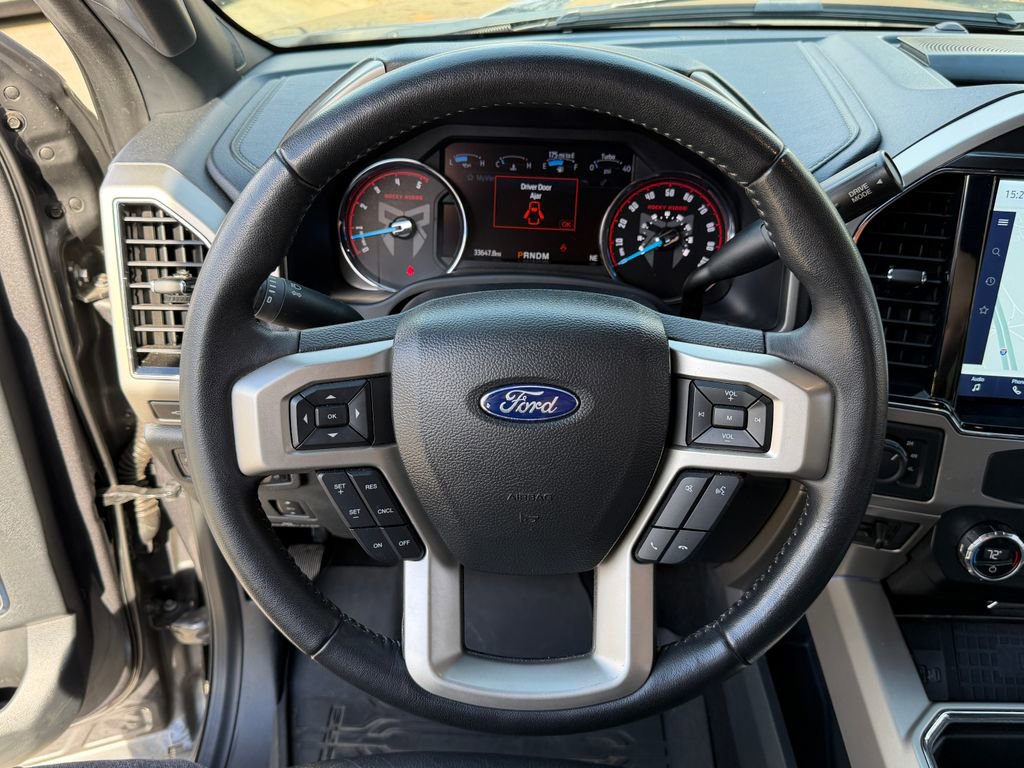 Used 2022 Ford F250 Lariat w/ Black Appearance Package image 18