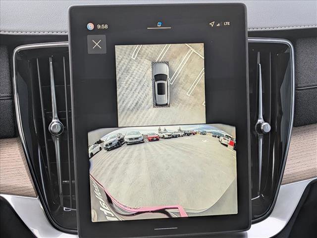 New 2026 Volvo XC90 B5 Plus image 15