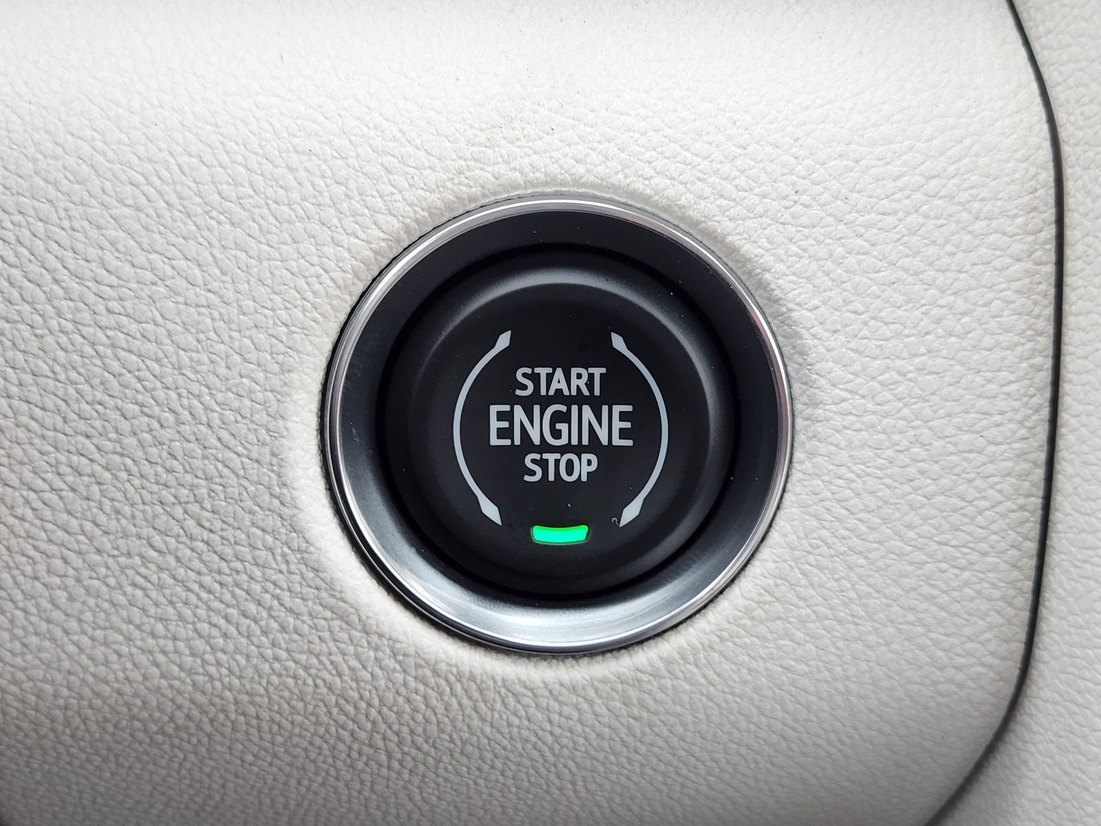 New 2026 GMC Acadia Denali w/ Super Cruise Package FWD image 25