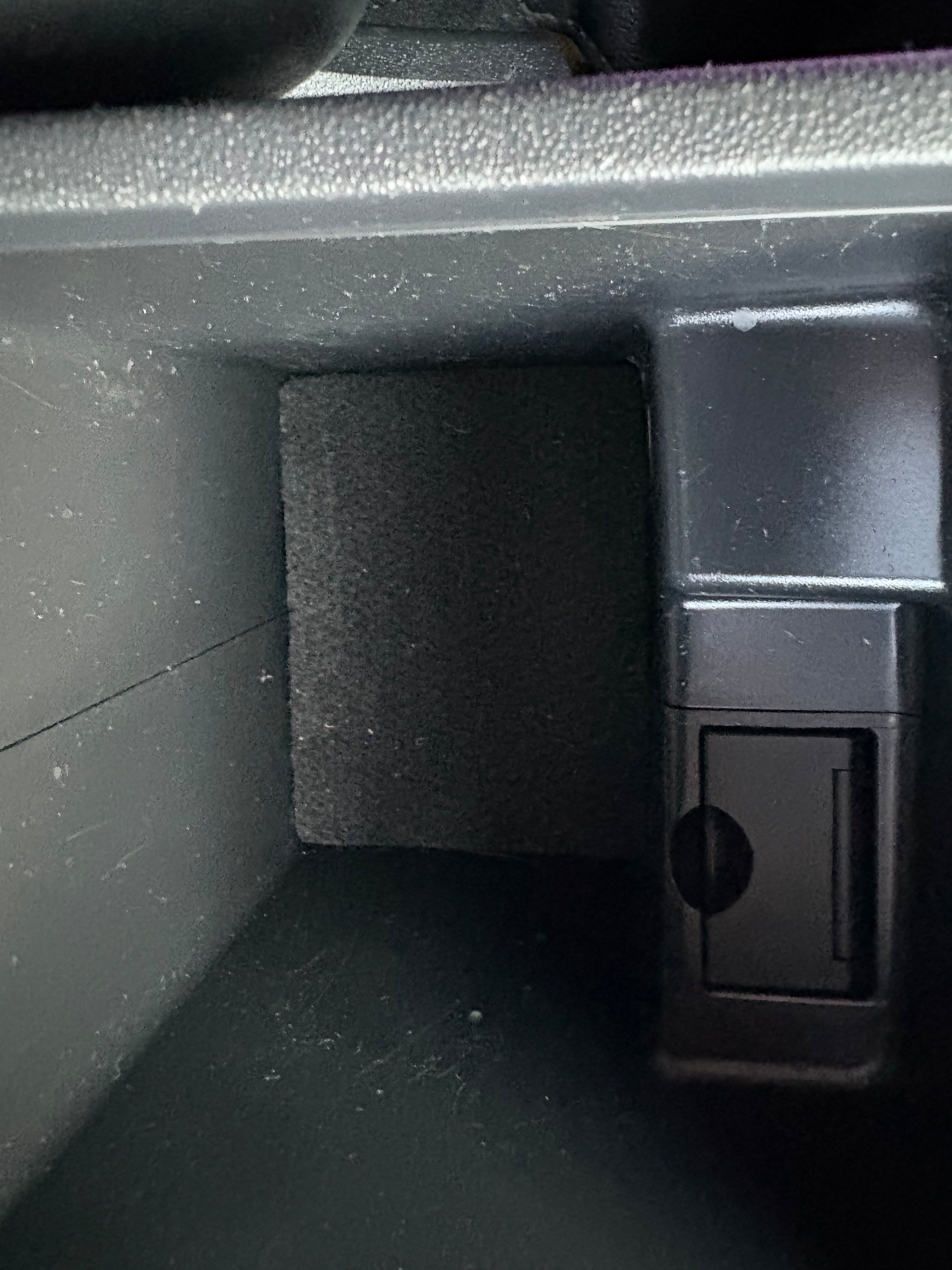 Used 2012 Hyundai Elantra FWD image 48
