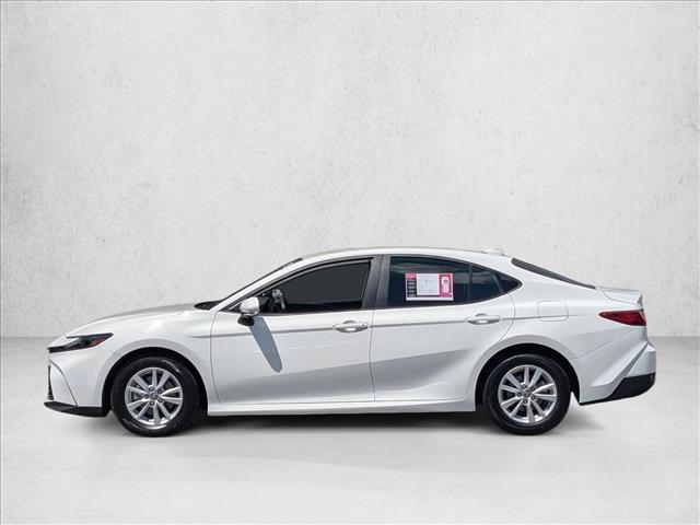 Used 2025 Toyota Camry LE FWD image 9