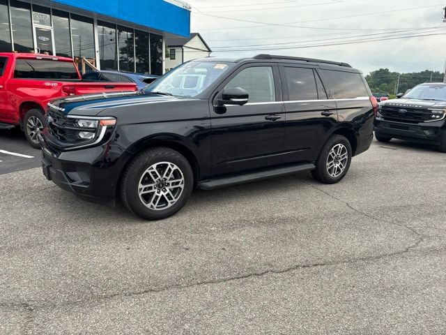 Used 2025 Ford Expedition Active AWD/4WD image 13