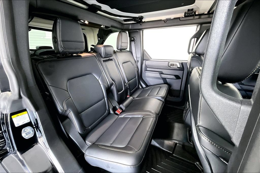 Used 2025 Ford Bronco Badlands AWD/4WD image 34