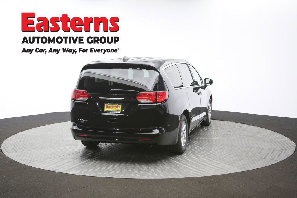 Used 2024 Chrysler Voyager LX image 37