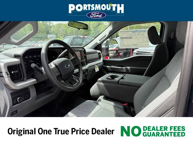New 2025 Ford F350 XLT w/ FX4 Off-Road Package image 3