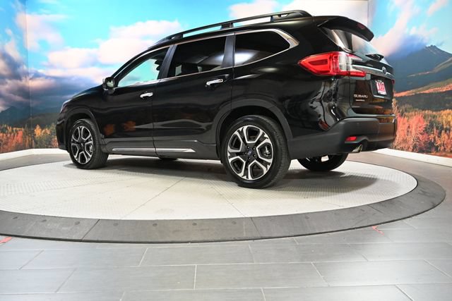 Used 2023 Subaru Ascent Touring AWD/4WD image 6