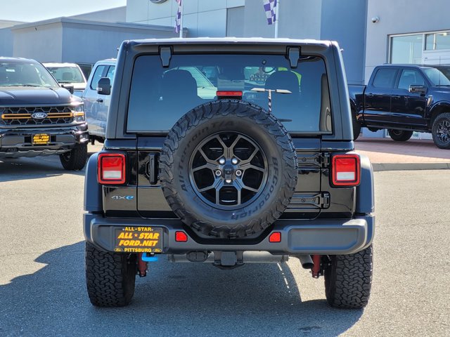 Used 2024 Jeep Wrangler Sport image 5