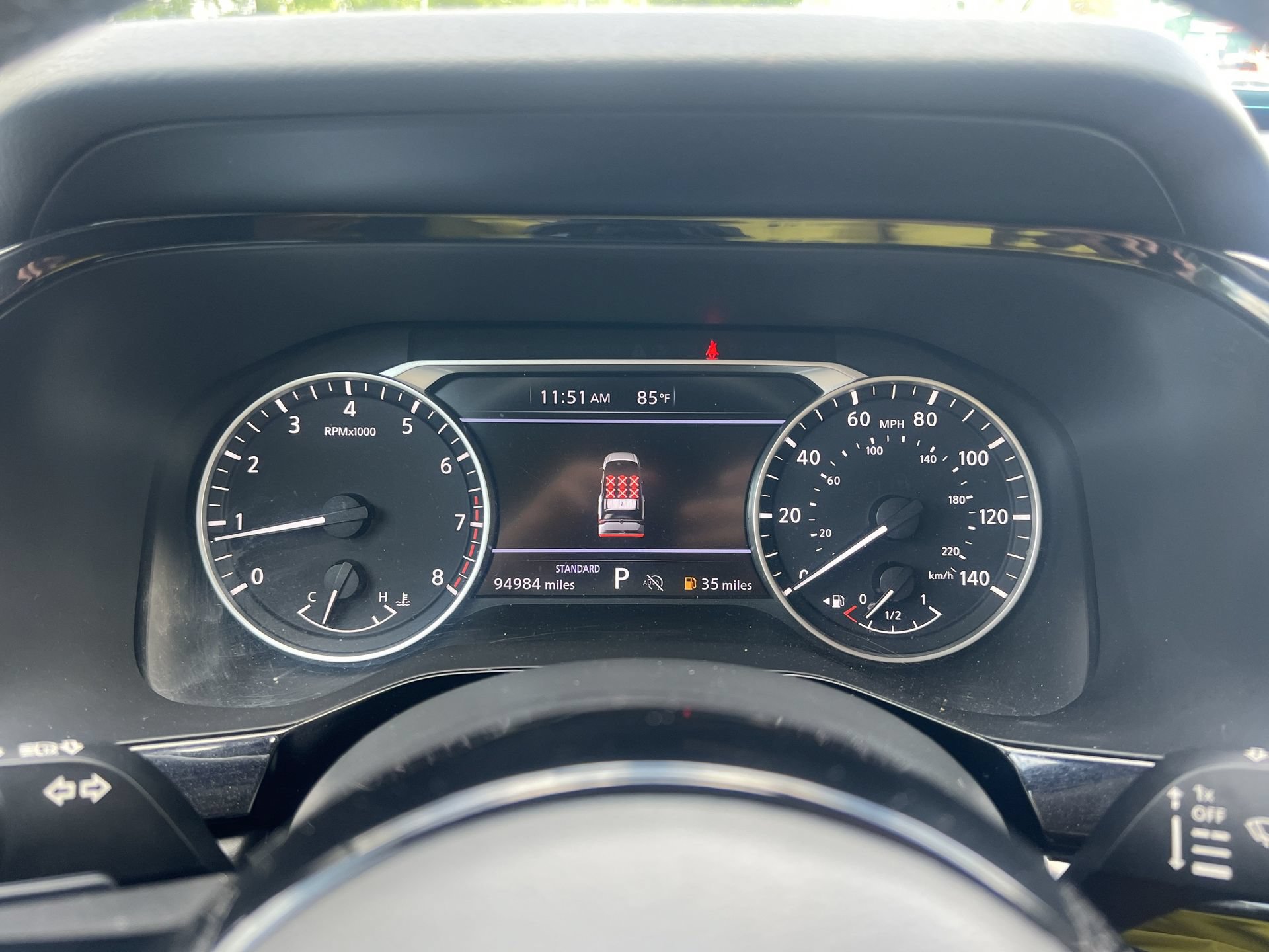 Used 2022 Nissan Pathfinder SV FWD image 10