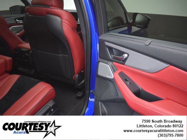 Used 2025 Acura MDX A-Spec image 28