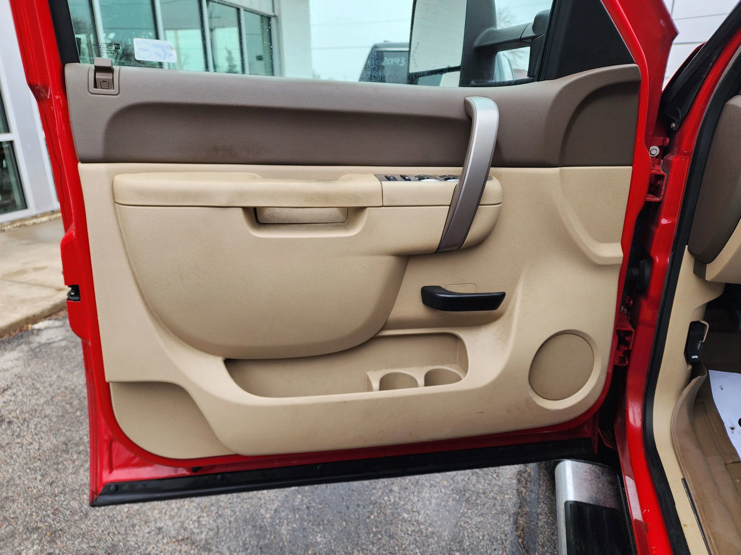 Used 2014 Chevrolet Silverado 2500 LT w/ Z71 Appearance Package image 11