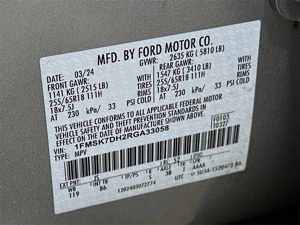 Used 2024 Ford Explorer XLT image 32