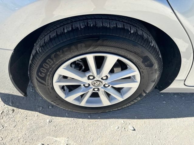 Used 2025 Toyota Camry LE FWD image 23