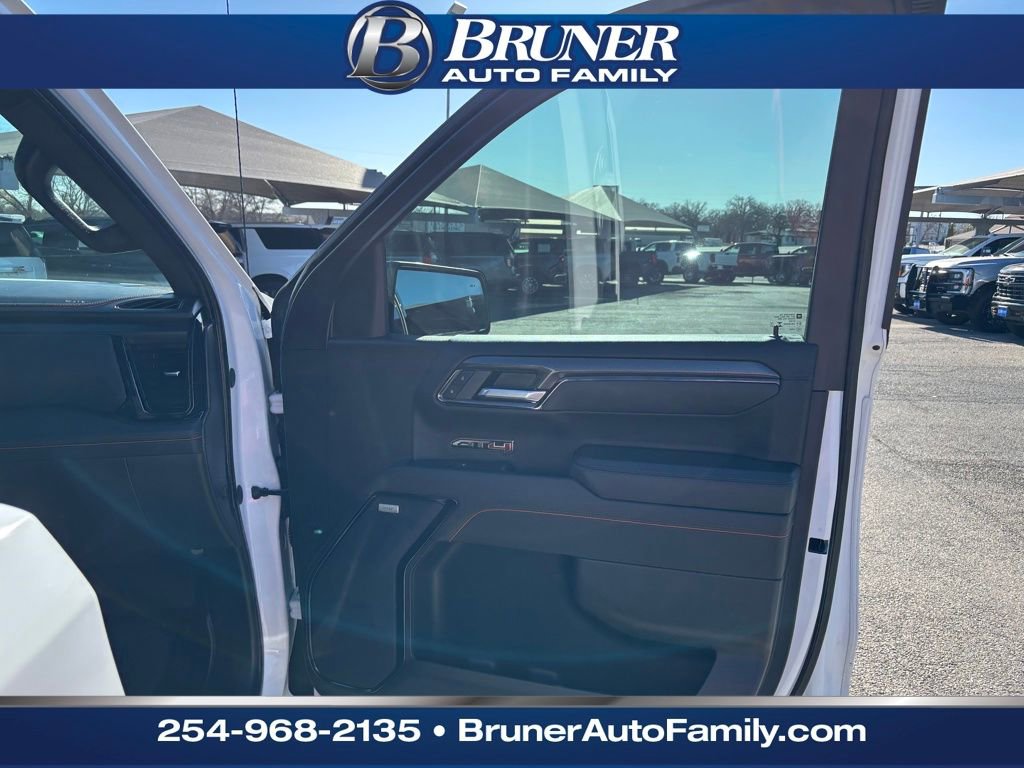 Used 2025 GMC Sierra 1500 AT4 w/ AT4 Premium Package image 15