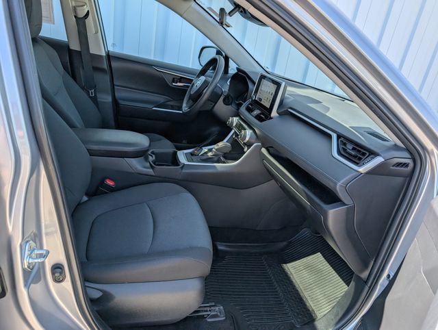 Used 2024 Toyota RAV4 XLE w/ Convenience Package AWD/4WD image 31