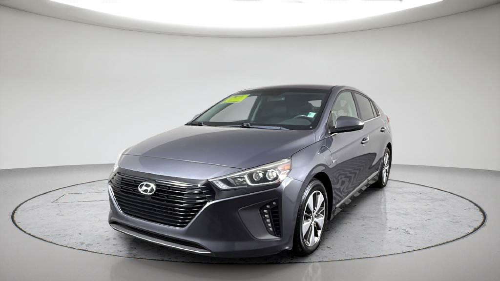 Used 2018 Hyundai Ioniq Limited FWD image 2