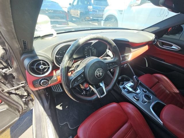 Used 2020 Alfa Romeo Giulia Ti Sport w/ Quick Order Package 22U Sport RWD image 6