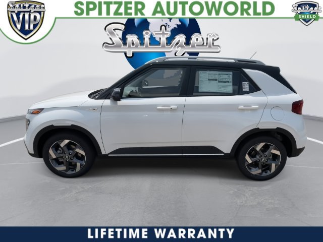 New 2026 Hyundai Venue SEL FWD image 9