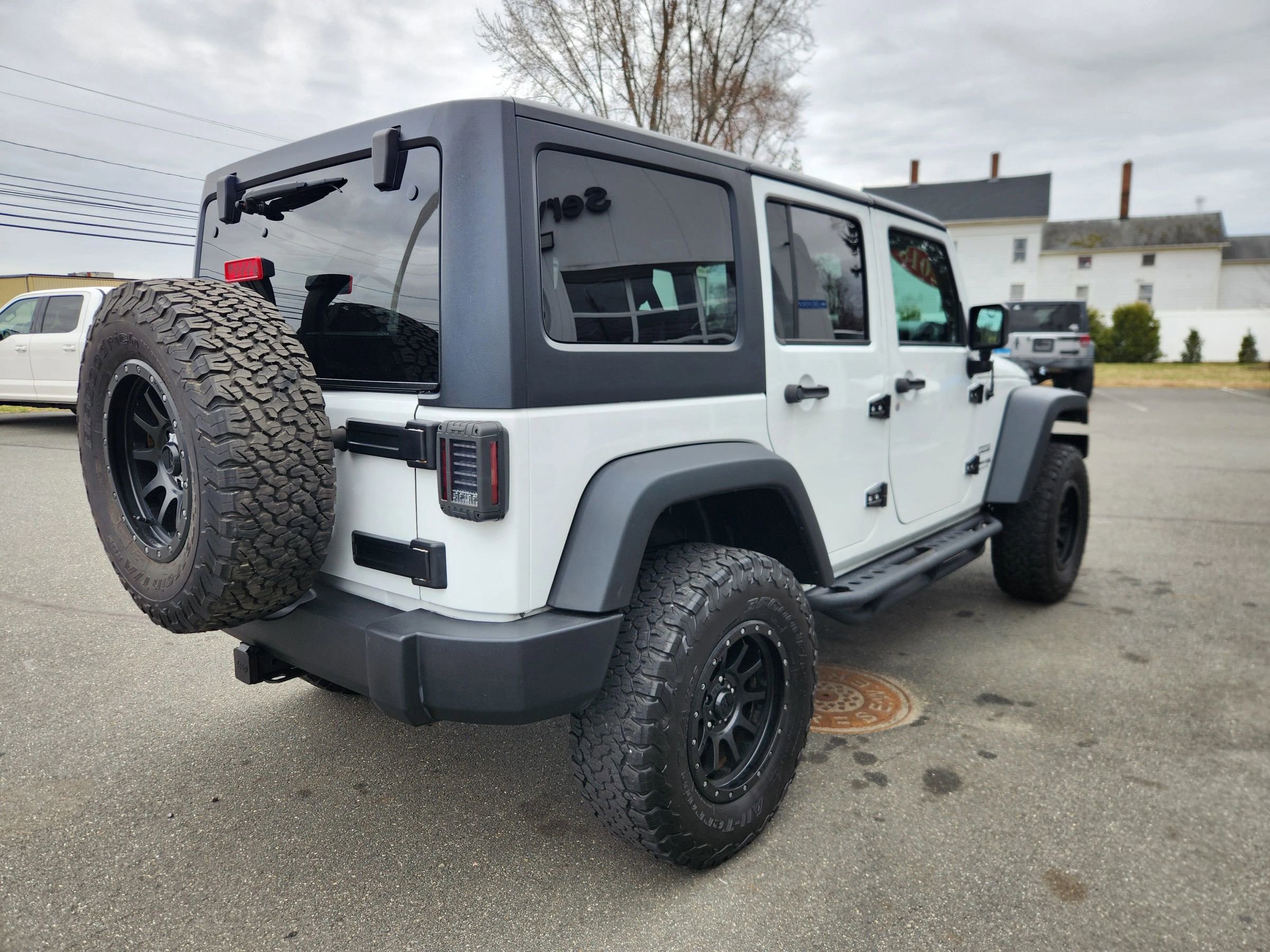 Used 2018 Jeep Wrangler Unlimited Sport S image 15