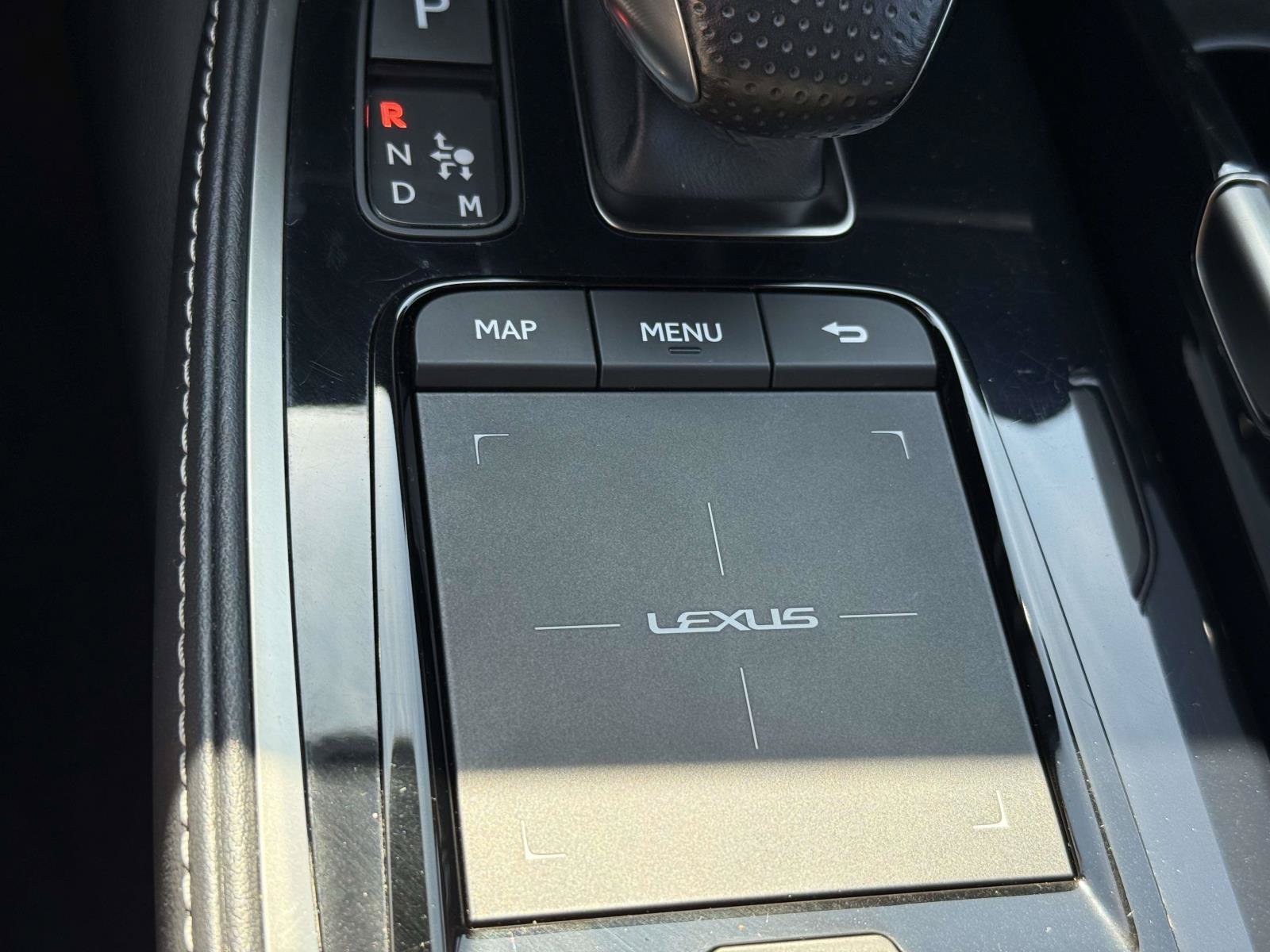Used 2022 Lexus LS 500 F Sport w/ Accessory Package (Z1) AWD/4WD image 24