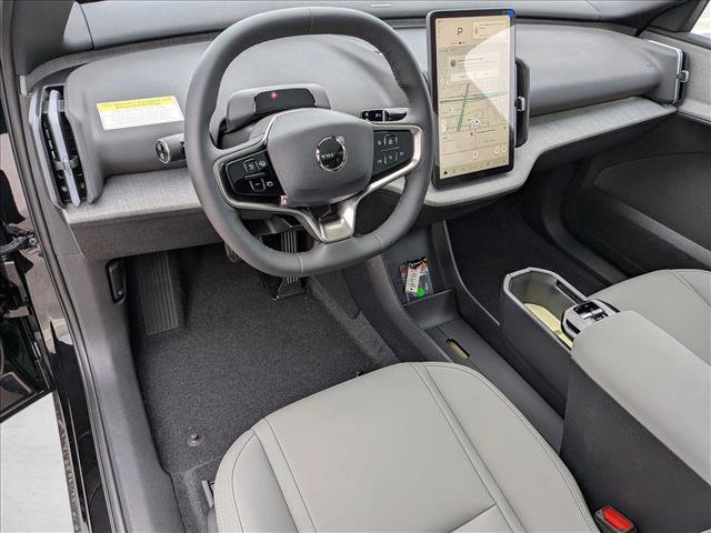 New 2026 Volvo EX30 Plus w/ Climate Package image 3