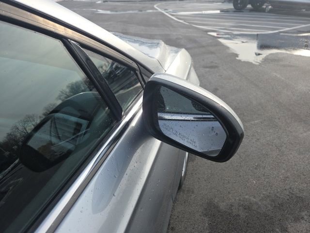 Used 2020 Ford Fusion SE image 7