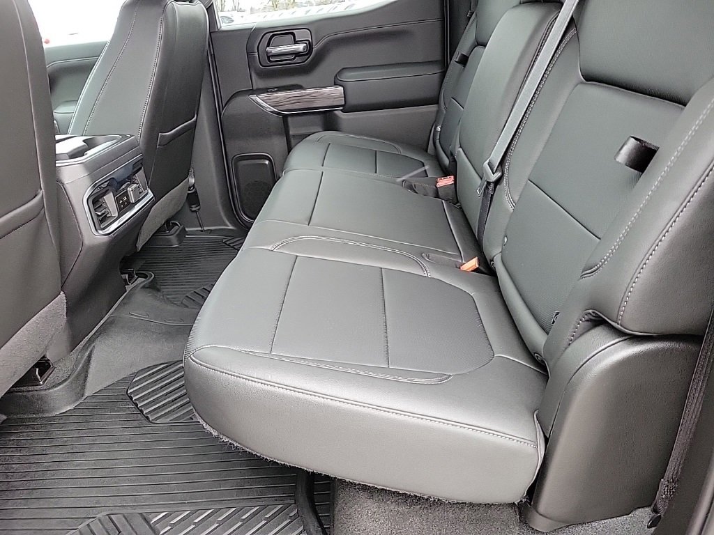 Used 2022 Chevrolet Silverado 1500 LTZ image 6