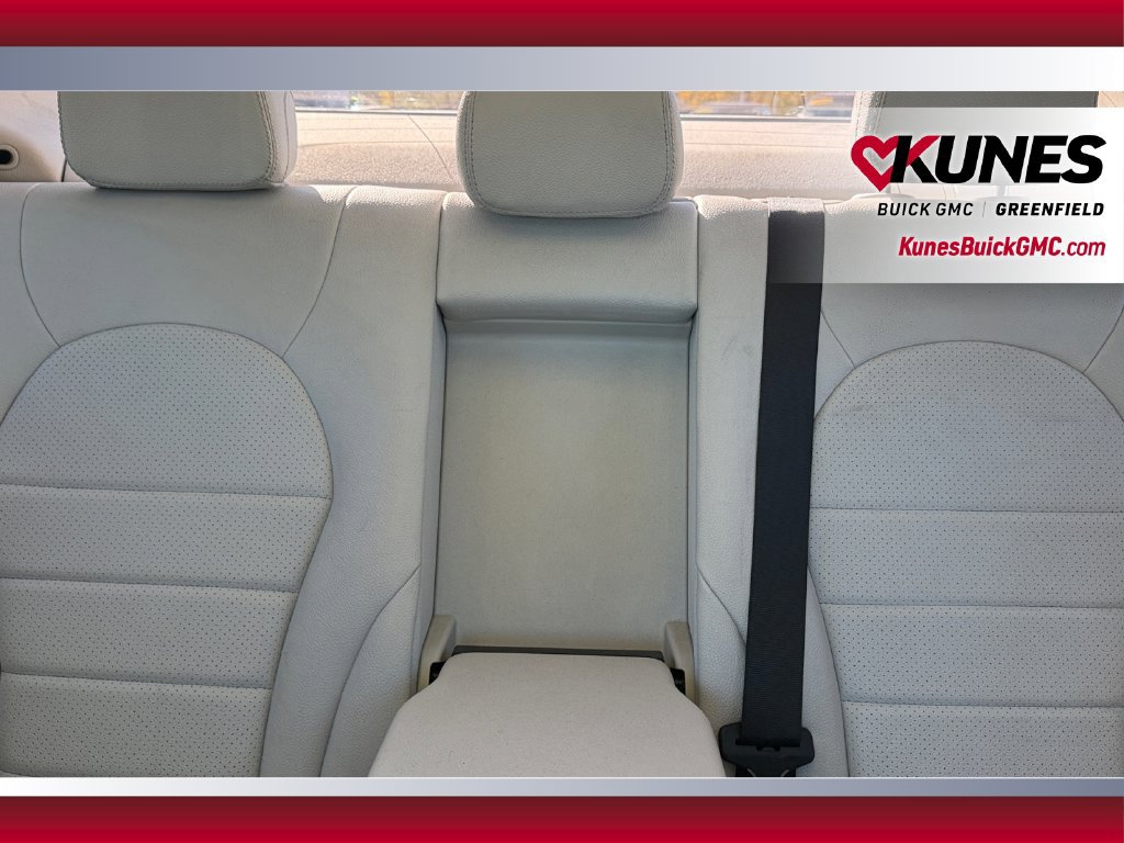 Used 2017 Mercedes-Benz C 300 4MATIC Sedan image 32