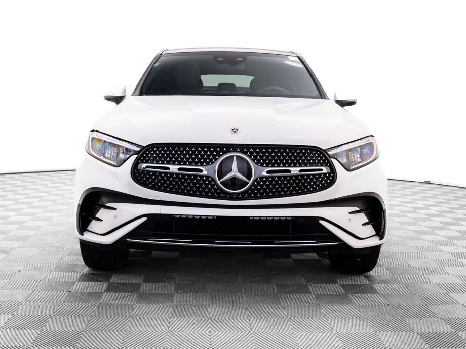 Certified 2025 Mercedes-Benz GLC 300 4MATIC image 8
