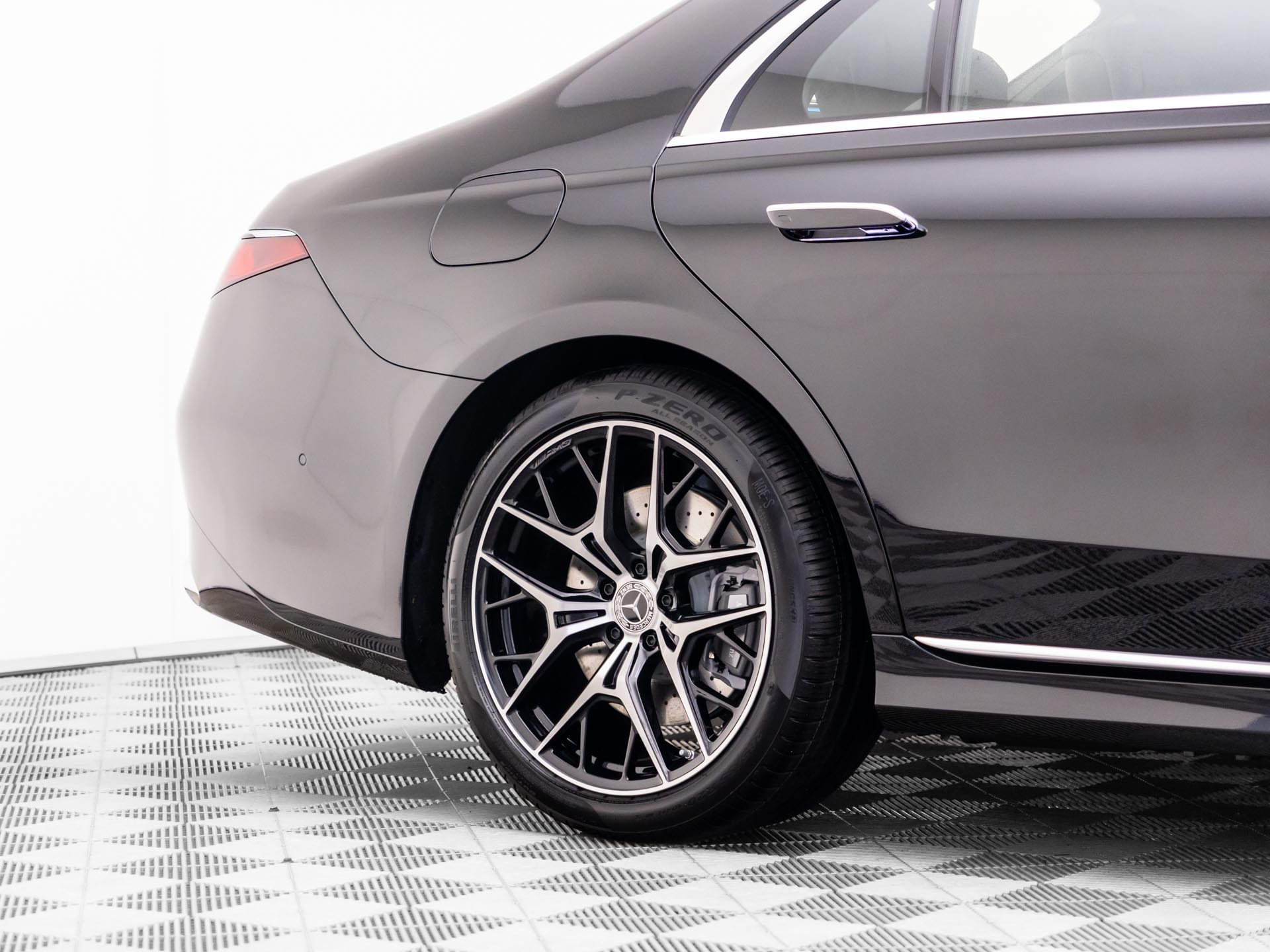 New 2027 Mercedes-Benz S 580 4MATIC Sedan image 36